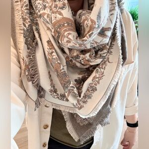 Pretty Spring Blanket Scarf